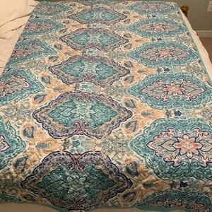 Lightweight Queen Quilt